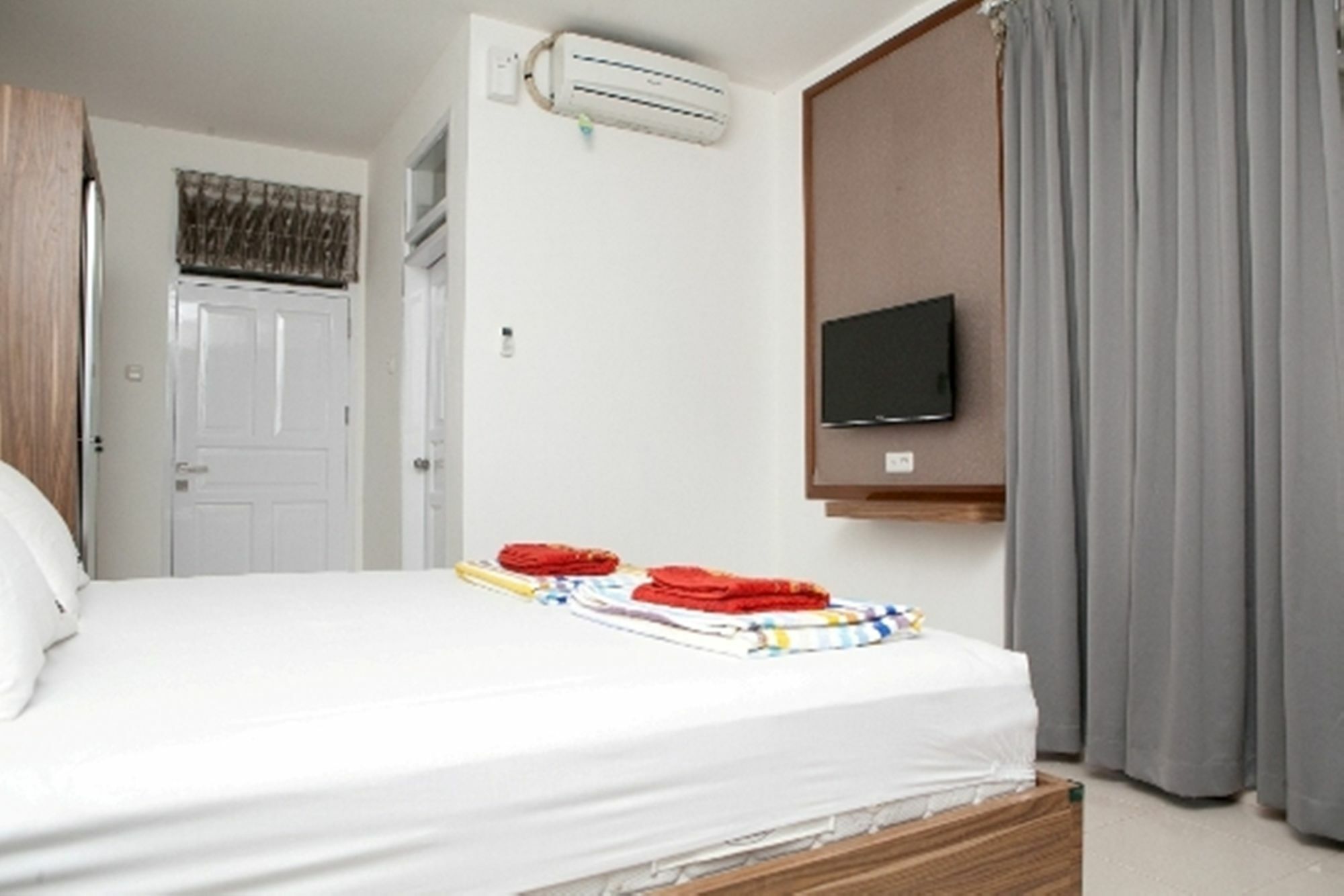 Reddoorz Plus Near Sukajadi 2 Bandung Dış mekan fotoğraf