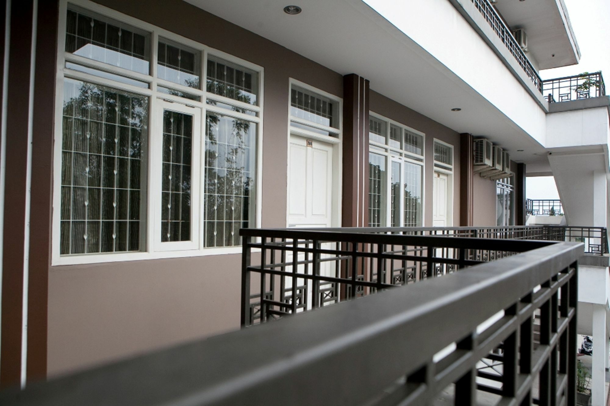 Reddoorz Plus Near Sukajadi 2 Bandung Dış mekan fotoğraf