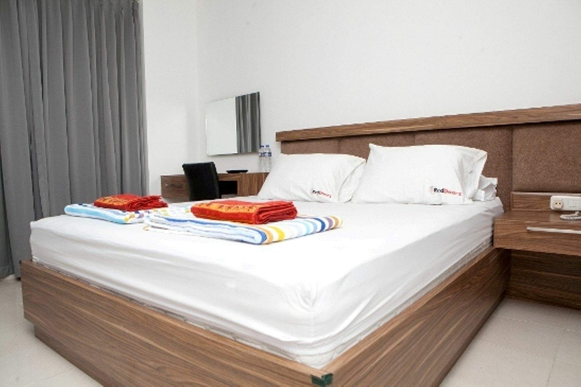 Reddoorz Plus Near Sukajadi 2 Bandung Dış mekan fotoğraf